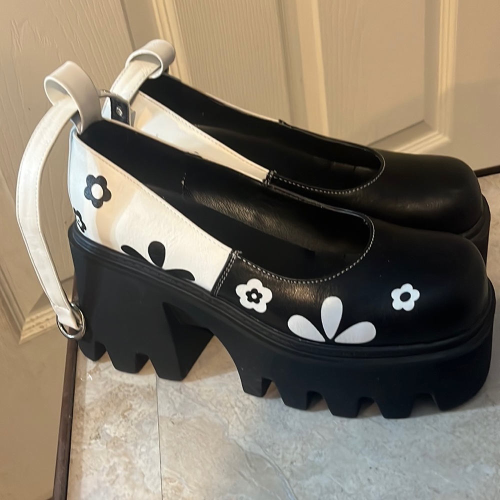 Lamoda Live To Grow Platform Mary Jane platforms